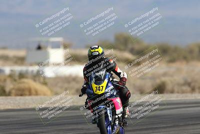 media/Dec-07-2025-CVMA (Sun) [[3e7d2de5dc]]/Race 5-Formula UL-CVMA Hooligans-American Thunder/